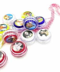 Yoyo pack de 12 con alma de metal y cuerdas incluidas!