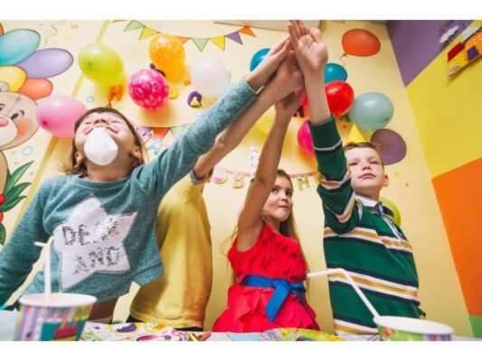 paquete de juguetes para fiestas infantiles